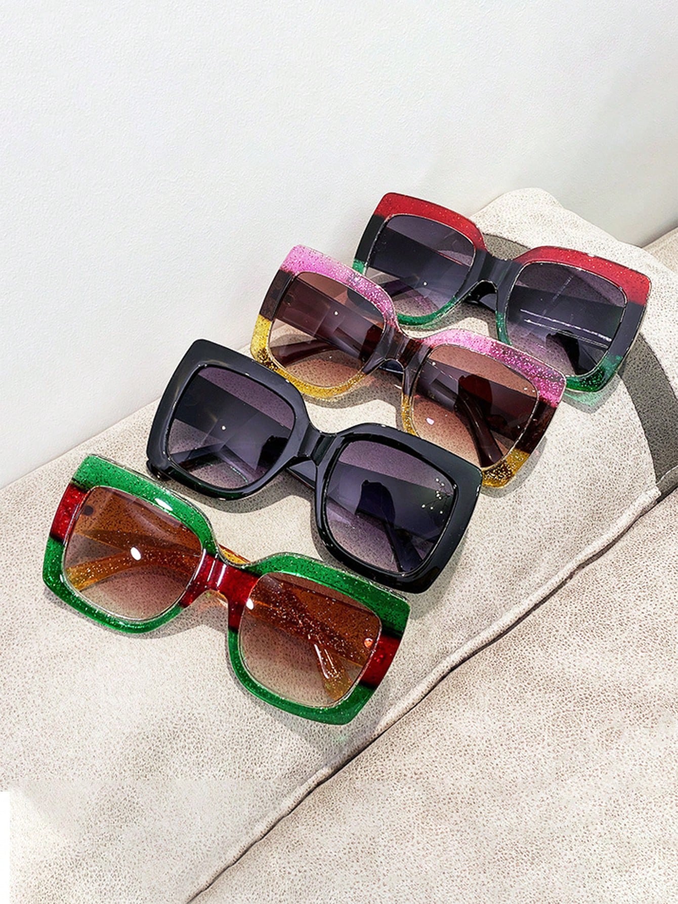 Trendy Retro Square Frame Sunglasses - Chic Accessories for Every Occasion