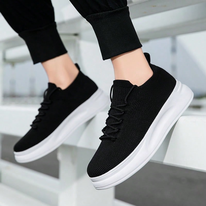 Men's Casual Sneakers: Breathable & Comfortable Skateboarding Shoes for Everyday Wear