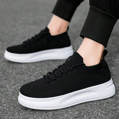 Men's Casual Sneakers: Breathable & Comfortable Skateboarding Shoes for Everyday Wear