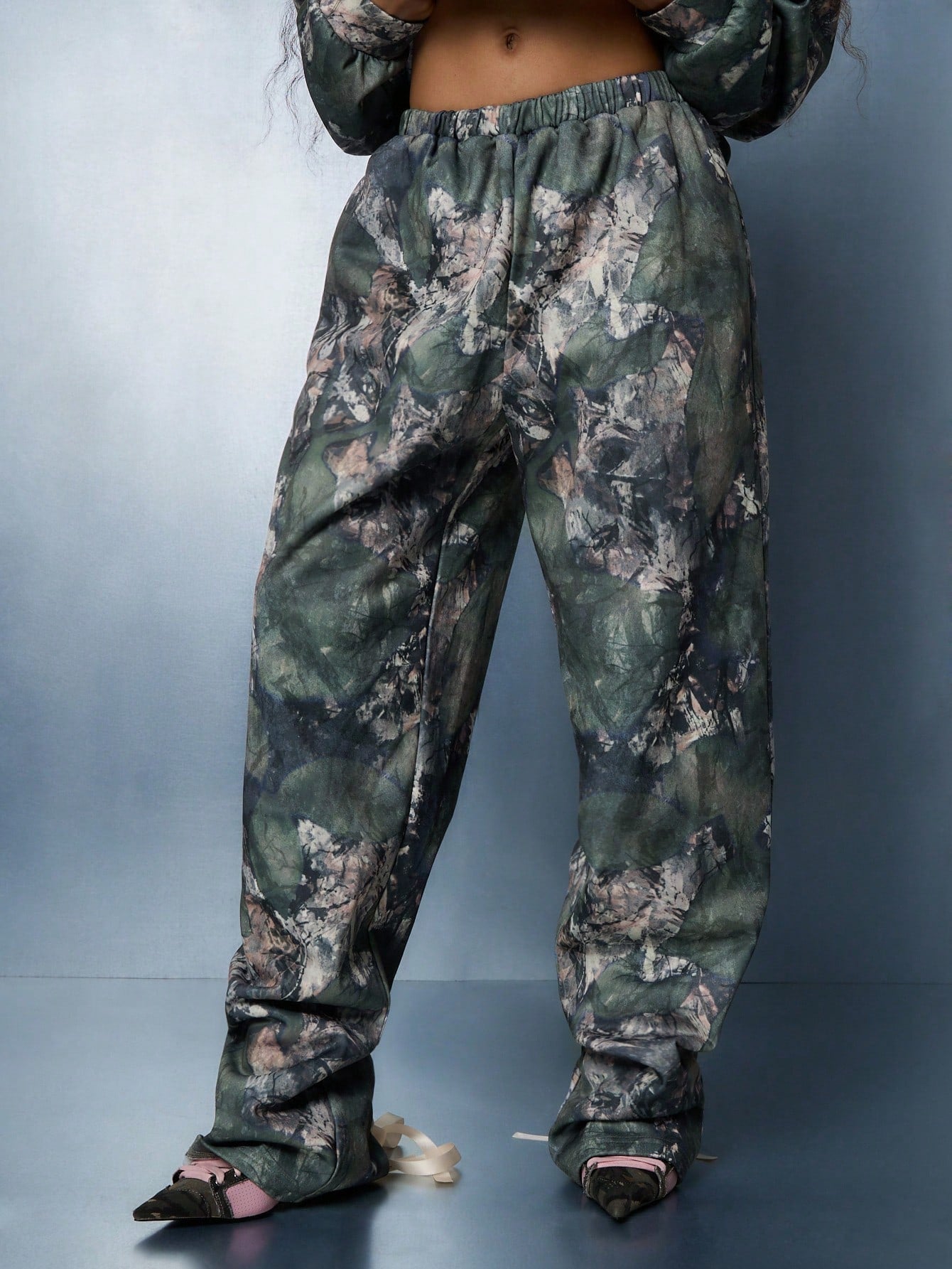 Trendy Women's Camouflage Wide Leg Joggers with Graphic Print and Ribbon Detail XS S M XS-S-M-L-