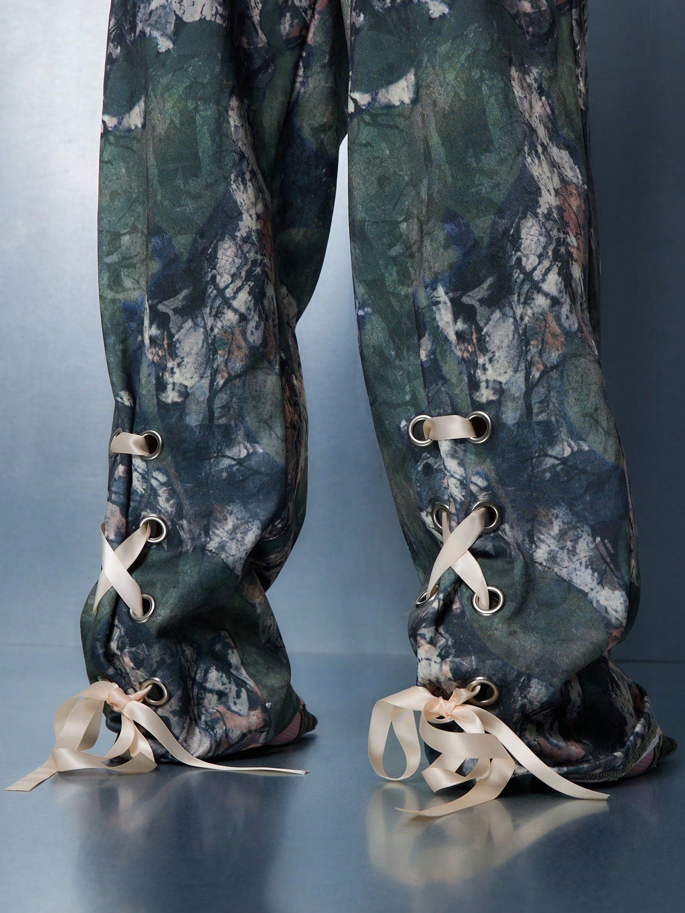 Trendy Women's Camouflage Wide Leg Joggers with Graphic Print and Ribbon Detail XS S M XS-S-M-L-