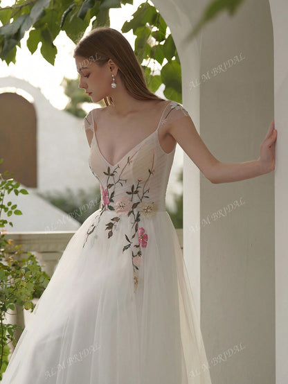 Enchanting Floral Embroidered Beaded Long Wedding Dress for a Dreamy Celebration