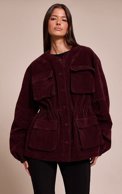 https://cdn-img.prettylittlething.com/1/a/4/e/1a4e4f0af18214f8562d7a37c39ba08371381e08_CNN7133_1_burgundy_structured_faux_suede_pocket_detail_adjustable_waist_jacket.jpg