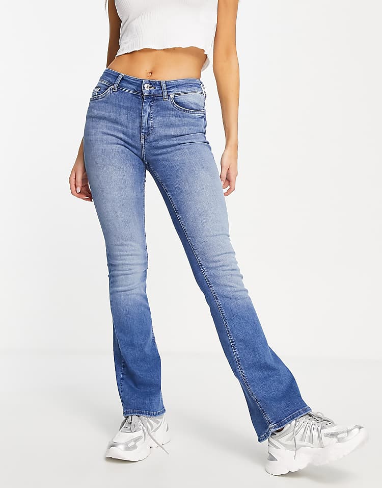 https://images.asos-media.com/products/only-blush-mid-waist-flare-jeans-in-medium-blue/202520327-2?$n_750w$&wid=750&fit=constrain