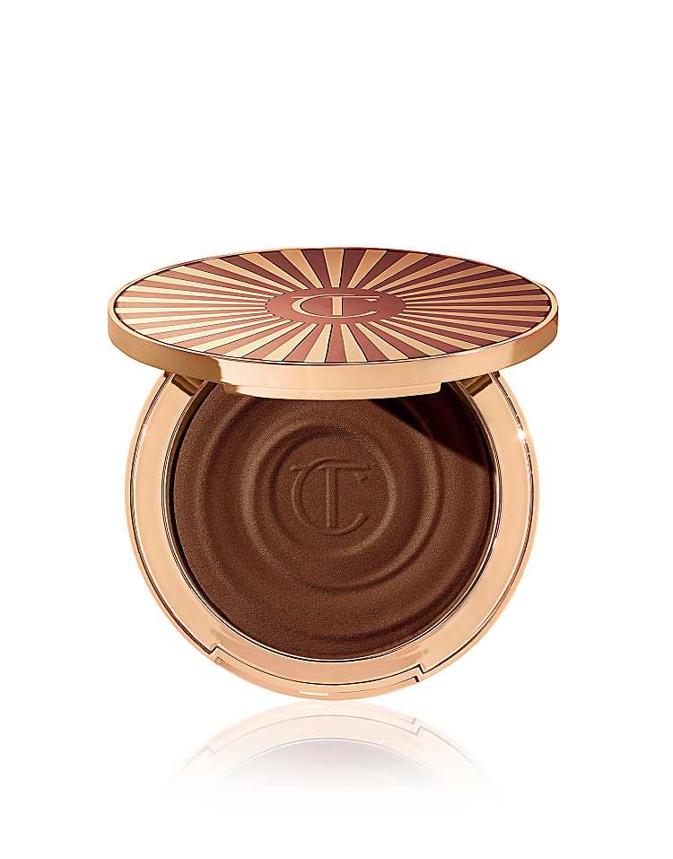 https://images.asos-media.com/products/charlotte-tilbury-beautiful-skin-sun-kissed-glow-bronzer-deep/203177800-1-deep?$n_750w$&wid=750&fit=constrain