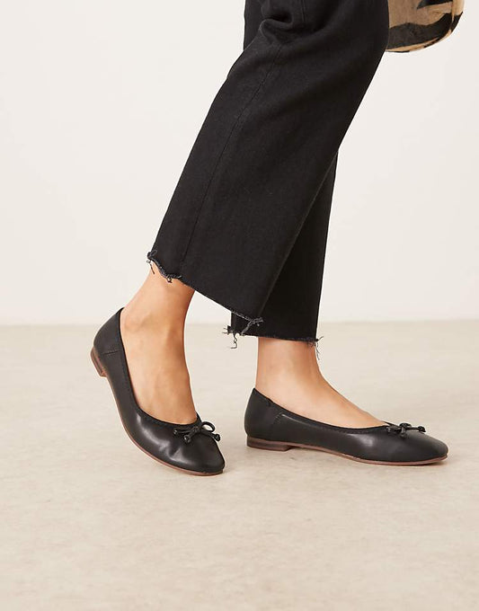 https://images.asos-media.com/products/asos-design-lullaby-bow-ballet-flat-in-black/204673864-1-black?$n_750w$&wid=750&fit=constrain