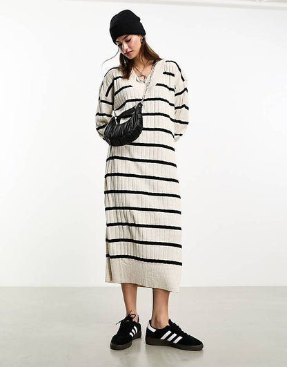 https://images.asos-media.com/products/only-knitted-v-neck-midaxi-dress-in-cream-and-black-stripe/205148679-1-creamblackstripe?$n_750w$&wid=750&fit=constrain