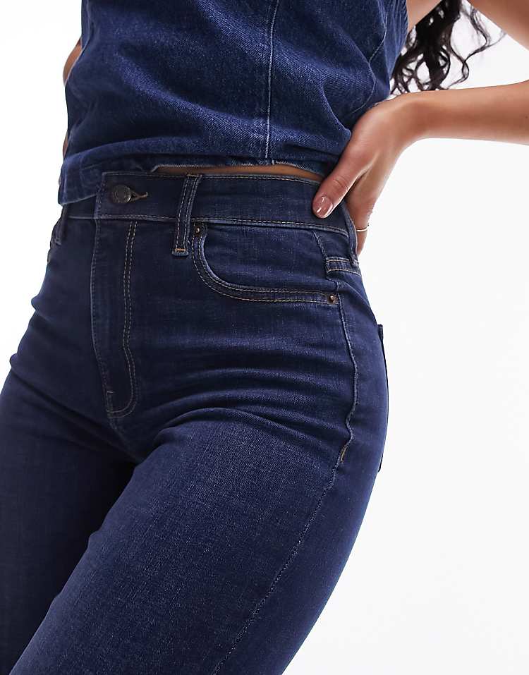 https://images.asos-media.com/products/topshop-hourglass-jamie-flare-high-rise-jeans-in-rich-blue/205268309-5?$n_750w$&wid=750&fit=constrain