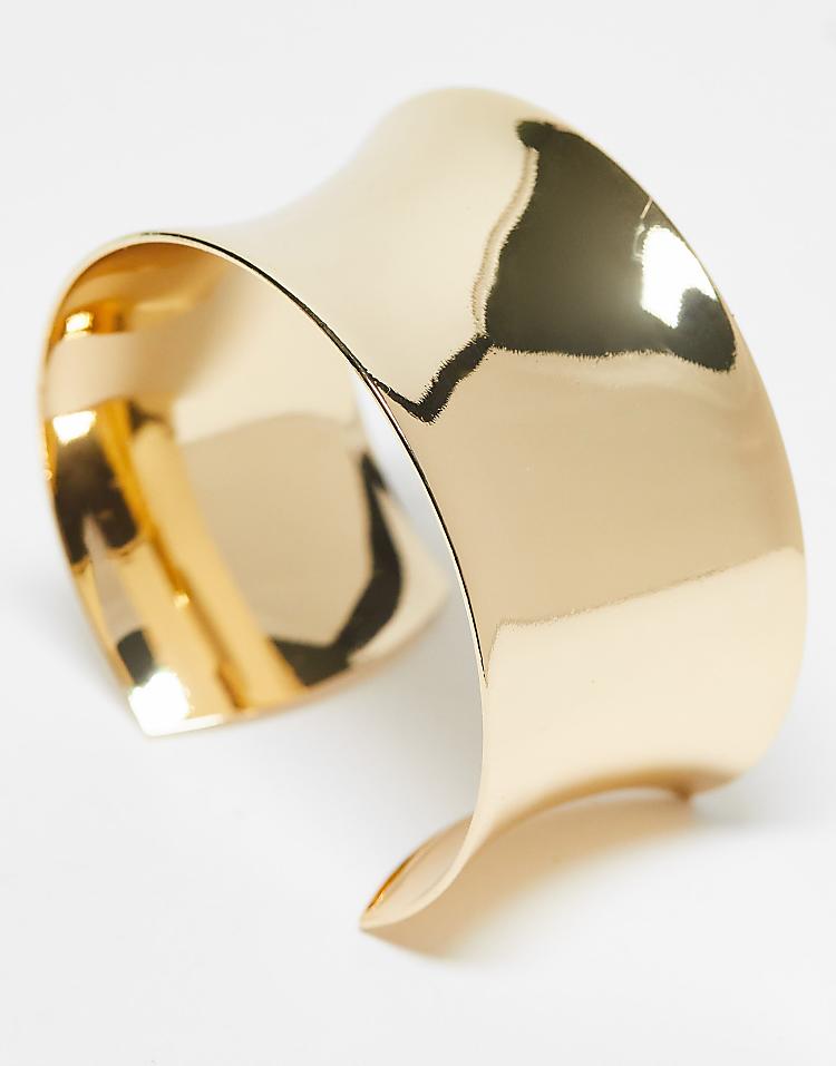https://images.asos-media.com/products/asos-design-wide-cuff-bracelet-in-gold-tone/205502764-3?$n_750w$&wid=750&fit=constrain