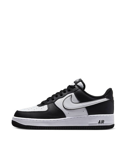 https://images.asos-media.com/products/nike-air-force-107-sneakers-in-black-and-white/205538969-1-black?$n_750w$&wid=750&fit=constrain