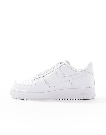 https://images.asos-media.com/products/nike-air-force-1-07-sneakers-in-triple-white/205539077-2?$n_750w$&wid=750&fit=constrain