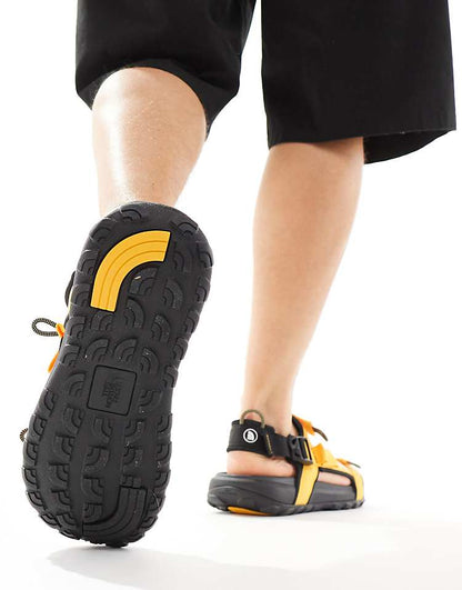 https://images.asos-media.com/products/the-north-face-explore-camp-sandal-in-black-and-gold/205751457-2?$n_750w$&wid=750&fit=constrain