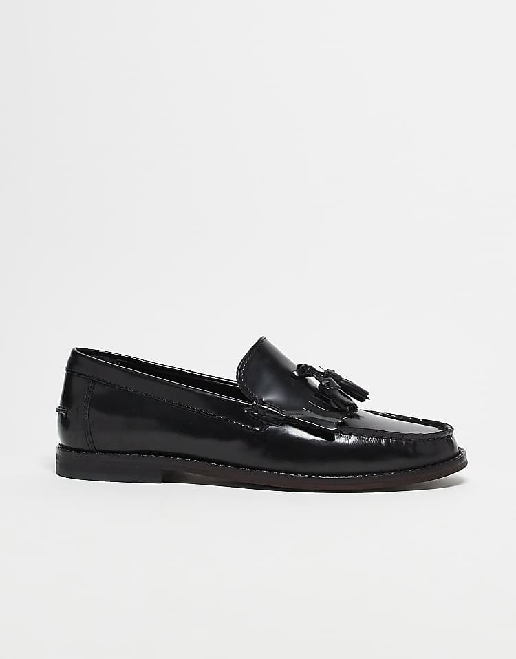 https://images.asos-media.com/products/asos-design-loafers-with-fringe-detail-in-polished-black-leather/205798355-1-black?$n_750w$&wid=750&fit=constrain