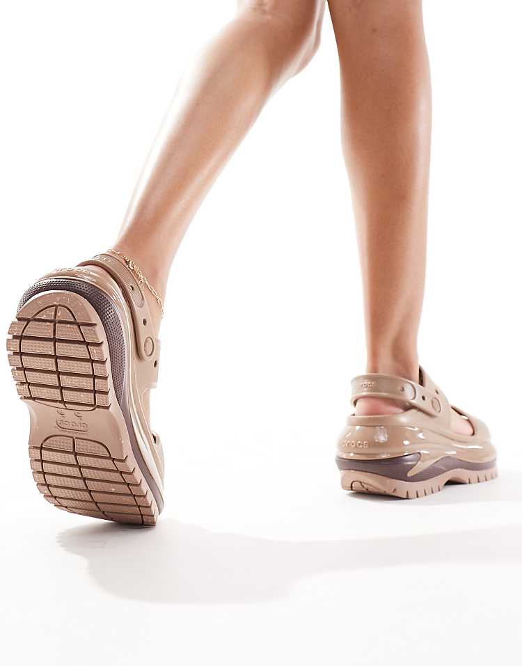 https://images.asos-media.com/products/crocs-mega-crush-sandals-in-latte/206213113-3?$n_750w$&wid=750&fit=constrain