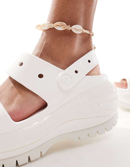 https://images.asos-media.com/products/crocs-mega-crush-sandals-in-white/206213255-2?$n_750w$&wid=750&fit=constrain