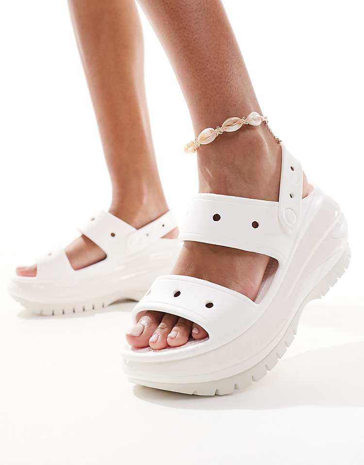 https://images.asos-media.com/products/crocs-mega-crush-sandals-in-white/206213255-4?$n_750w$&wid=750&fit=constrain