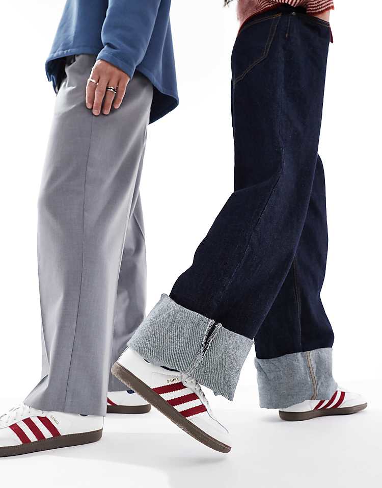 https://images.asos-media.com/products/adidas-originals-samba-og-sneakers-in-white-and-red-with-navy-tab-detail/206240688-1-white?$n_750w$&wid=750&fit=constrain