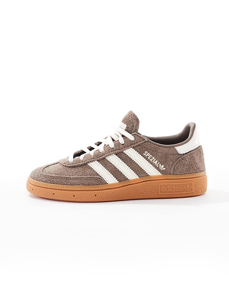 https://images.asos-media.com/products/adidas-originals-handball-spezial-sneakers-in-brown-and-white/206247882-2?$n_750w$&wid=750&fit=constrain