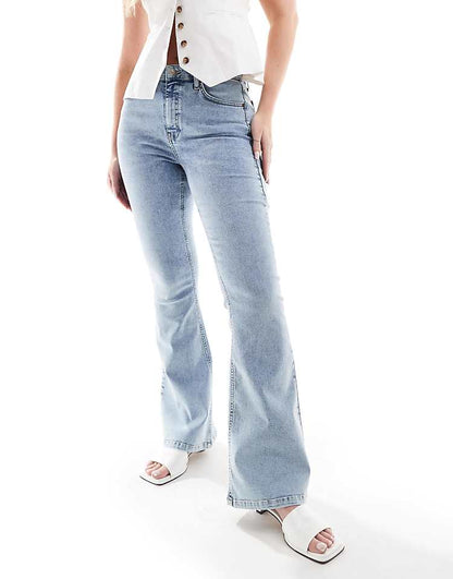 https://images.asos-media.com/products/topshop-hourglass-jamie-flare-high-rise-jeans-in-bleach/206457928-1-bleach?$n_750w$&wid=750&fit=constrain
