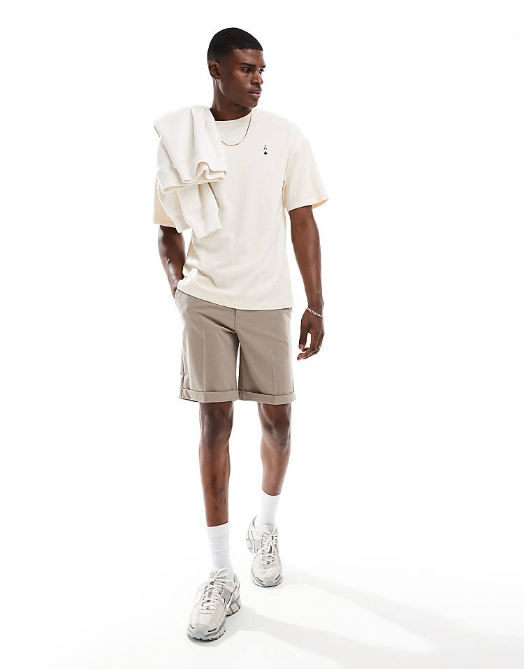 https://images.asos-media.com/products/adpt-oversized-t-shirt-with-ace-of-spades-back-print-in-cream/206475194-2?$n_750w$&wid=750&fit=constrain