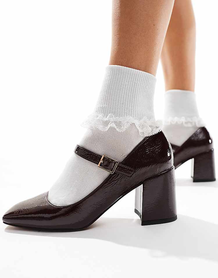 https://images.asos-media.com/products/asos-design-selene-mary-jane-mid-block-heeled-shoes-in-burgundy/206535172-1-burgundy?$n_750w$&wid=750&fit=constrain