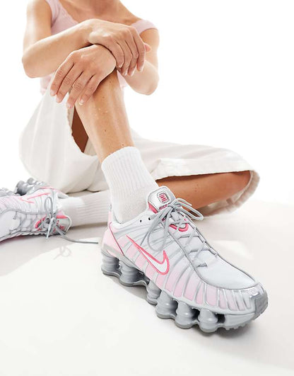 https://images.asos-media.com/products/nike-shox-tl-sneakers-in-silver-and-pink/206617453-1-white?$n_750w$&wid=750&fit=constrain