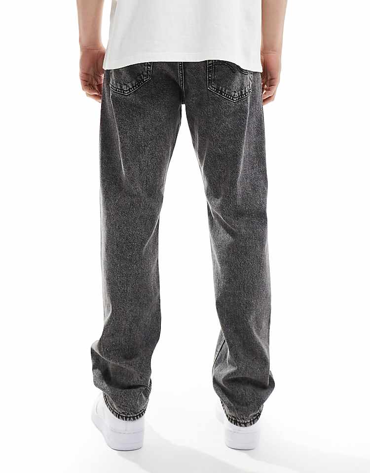 https://images.asos-media.com/products/jack-jones-chris-straight-leg-jeans-in-washed-gray/206825929-3?$n_750w$&wid=750&fit=constrain