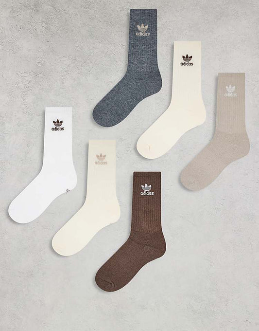 https://images.asos-media.com/products/adidas-originals-trefoil-6-pack-crew-socks-in-neutral-multi/207058130-1-beige?$n_750w$&wid=750&fit=constrain