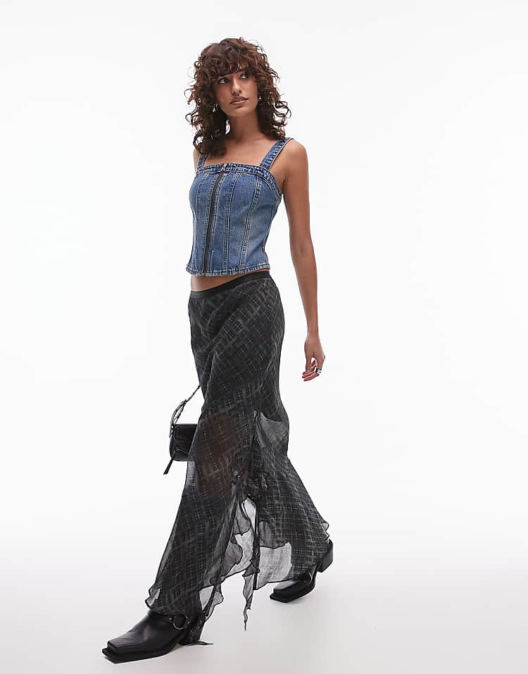 https://images.asos-media.com/products/levis-denim-bustier-top-in-mid-blue/207073377-2?$n_750w$&wid=750&fit=constrain