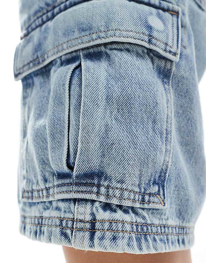 https://images.asos-media.com/products/levis-baggy-cargo-denim-shorts-in-mid-blue/207075218-3?$n_750w$&wid=750&fit=constrain