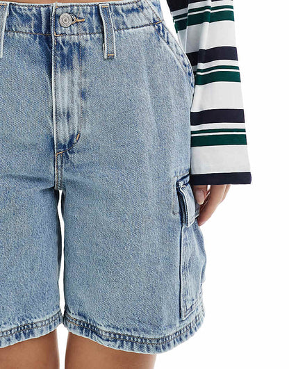 https://images.asos-media.com/products/levis-baggy-cargo-denim-shorts-in-mid-blue/207075218-5?$n_750w$&wid=750&fit=constrain