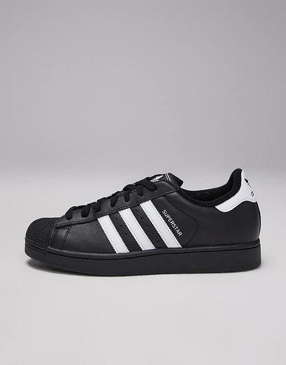 https://images.asos-media.com/products/adidas-originals-superstar-ii-sneakers-in-black-and-white/207114867-2?$n_750w$&wid=750&fit=constrain