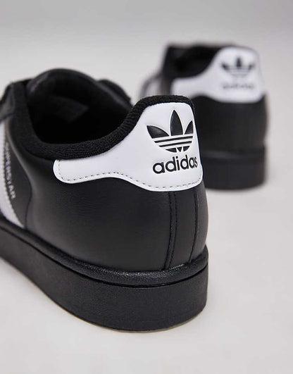https://images.asos-media.com/products/adidas-originals-superstar-ii-sneakers-in-black-and-white/207114867-5?$n_750w$&wid=750&fit=constrain