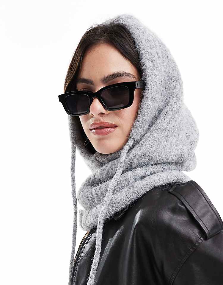 https://images.asos-media.com/products/pieces-oversized-balaclava-snood-in-light-grey-melange/207233964-3?$n_750w$&wid=750&fit=constrain