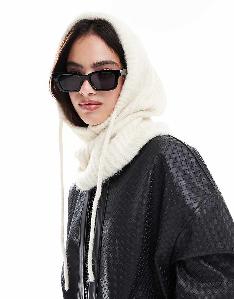 https://images.asos-media.com/products/pieces-oversized-balaclava-snood-in-cream-melange/207233973-4?$n_750w$&wid=750&fit=constrain