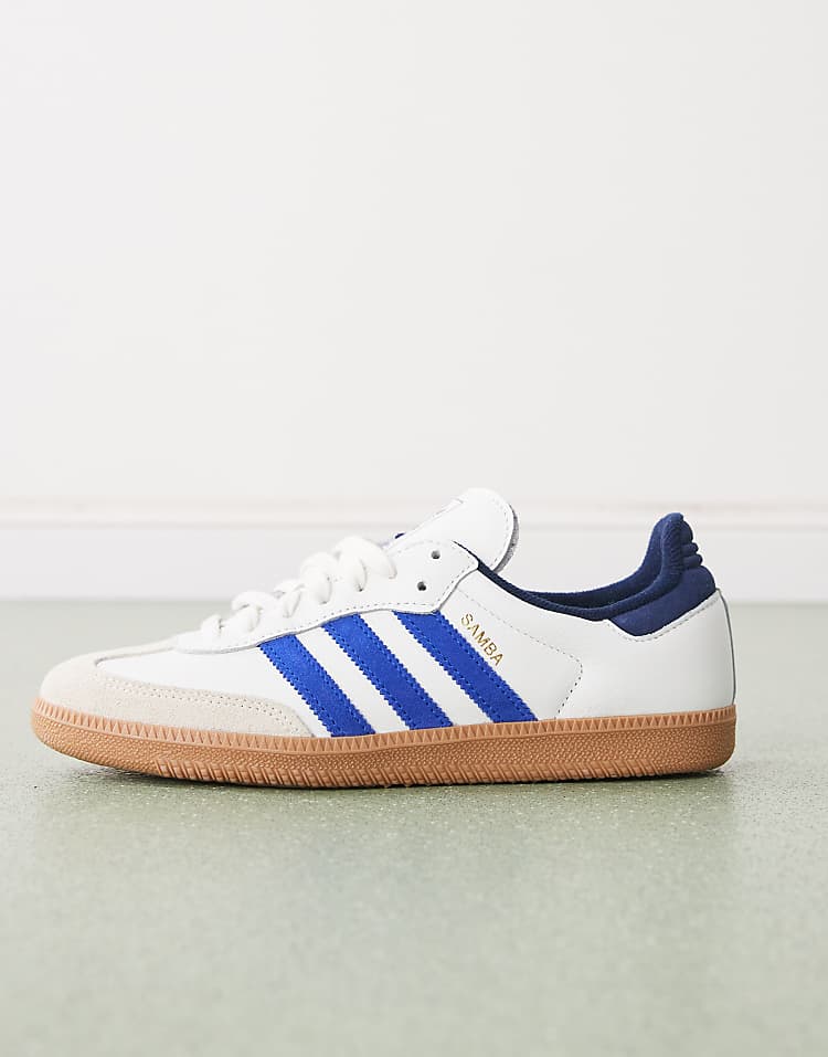 https://images.asos-media.com/products/adidas-originals-samba-og-sneakers-in-white-and-dark-blue/207406169-2?$n_750w$&wid=750&fit=constrain