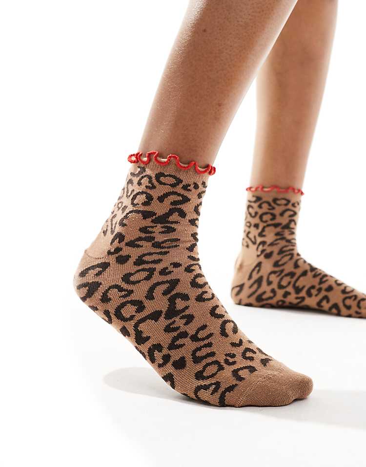 https://images.asos-media.com/products/asos-design-leopard-knit-frill-ankle-socks/207409652-1-brown?$n_750w$&wid=750&fit=constrain