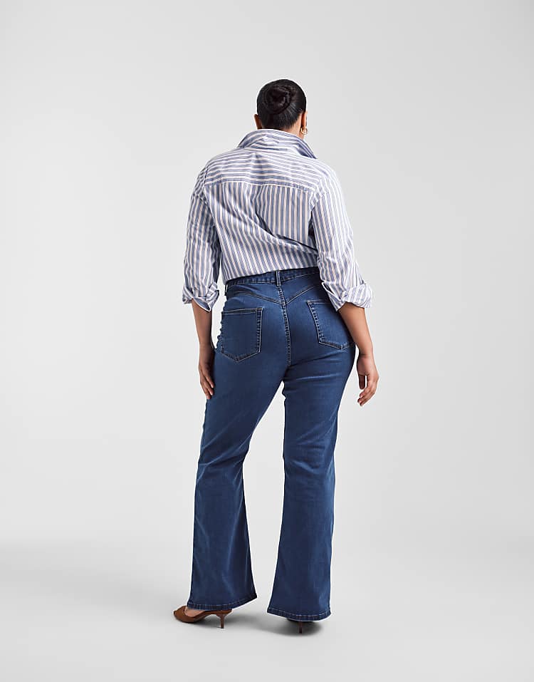 https://images.asos-media.com/products/asos-design-curve-power-stretch-sculpt-flare-jeans-in-dark-mid-blue/207440844-2?$n_750w$&wid=750&fit=constrain