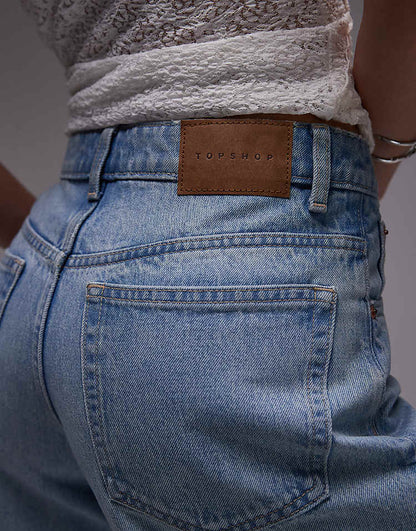https://images.asos-media.com/products/topshop-denim-shorts-in-bleach/207460253-4?$n_750w$&wid=750&fit=constrain
