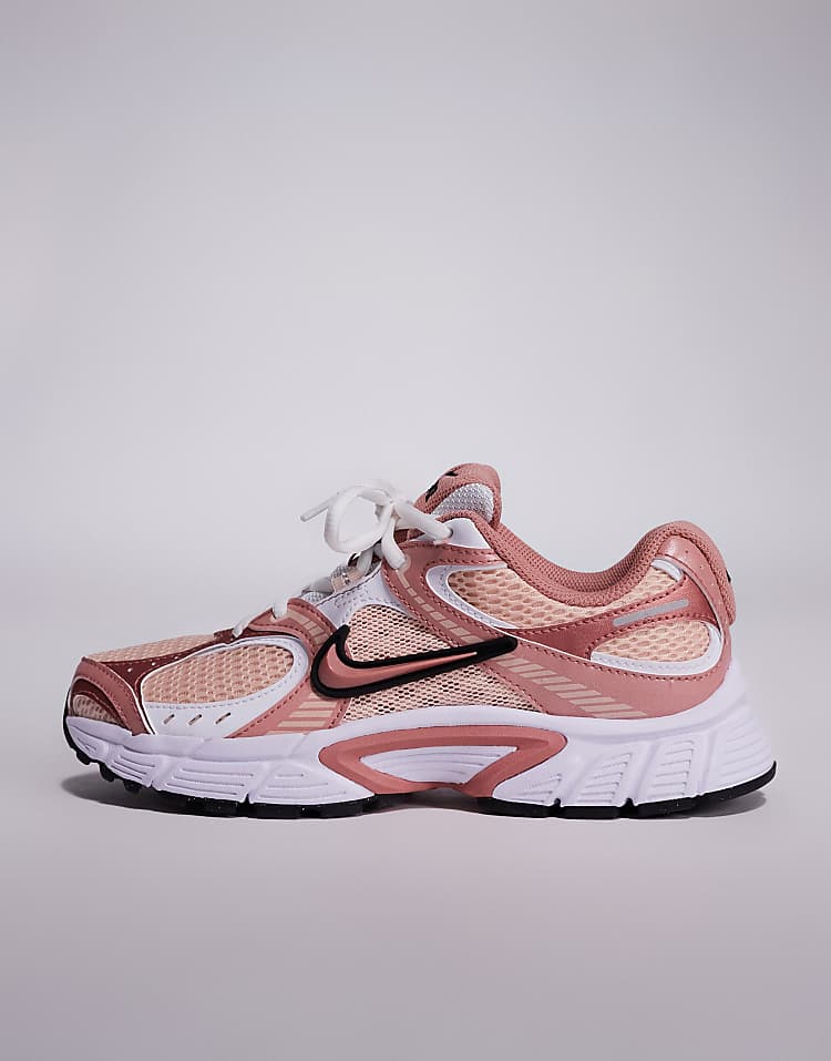 https://images.asos-media.com/products/nike-v5-rnr-sneakers-in-pink-and-white/207498454-2?$n_750w$&wid=750&fit=constrain