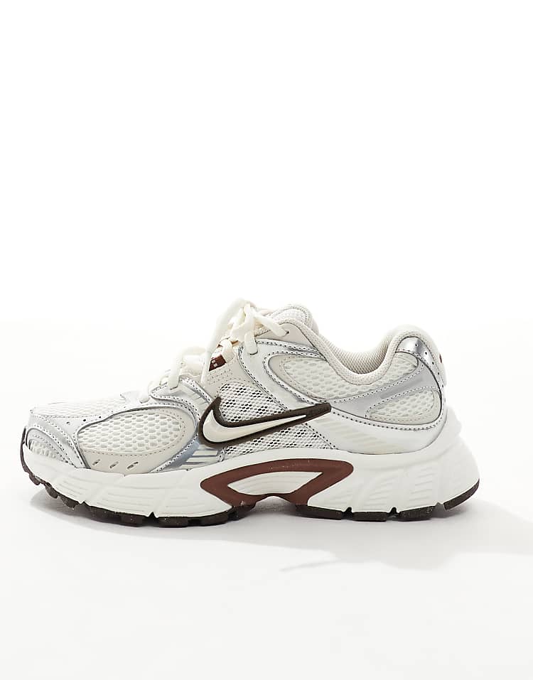 https://images.asos-media.com/products/nike-v5-rnr-sneakers-in-off-white-and-brown/207498509-2?$n_750w$&wid=750&fit=constrain