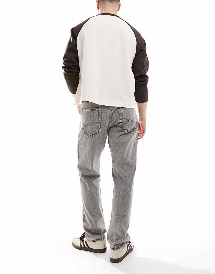 https://images.asos-media.com/products/jack-jones-chris-straight-jeans-in-gray-wash/207500272-2?$n_750w$&wid=750&fit=constrain