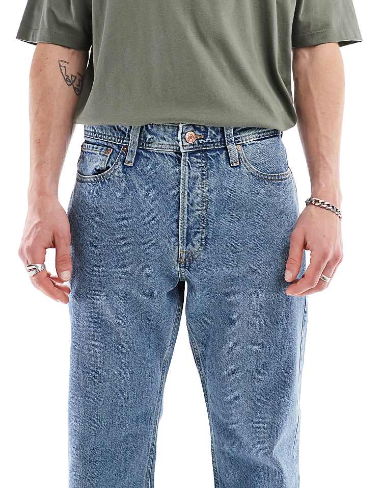 https://images.asos-media.com/products/jack-jones-chris-straight-leg-jeans-in-vintage-blue/207500864-5?$n_750w$&wid=750&fit=constrain