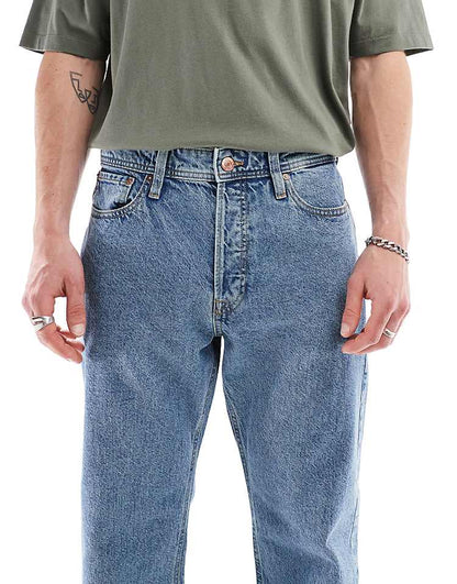 https://images.asos-media.com/products/jack-jones-chris-straight-leg-jeans-in-vintage-blue/207500864-5?$n_750w$&wid=750&fit=constrain