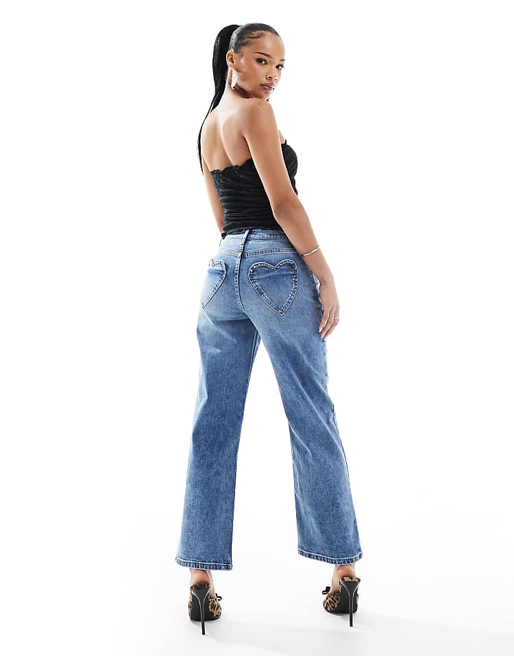 https://images.asos-media.com/products/miss-selfridge-petite-heart-pocket-straight-leg-jeans/207548945-2?$n_750w$&wid=750&fit=constrain