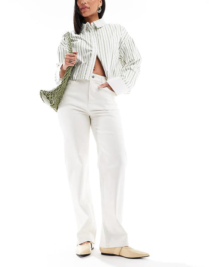 https://images.asos-media.com/products/miss-selfridge-heart-pocket-straight-leg-jeans/207548970-1-ecruwash?$n_750w$&wid=750&fit=constrain