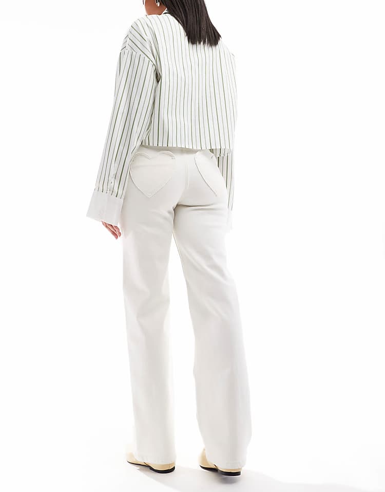 https://images.asos-media.com/products/miss-selfridge-heart-pocket-straight-leg-jeans/207548970-2?$n_750w$&wid=750&fit=constrain