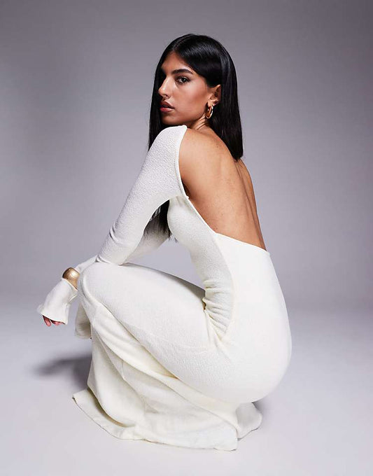 https://images.asos-media.com/products/princess-polly-snyder-fine-knit-open-back-maxi-dress-in-off-white/207638391-1-white?$n_750w$&wid=750&fit=constrain