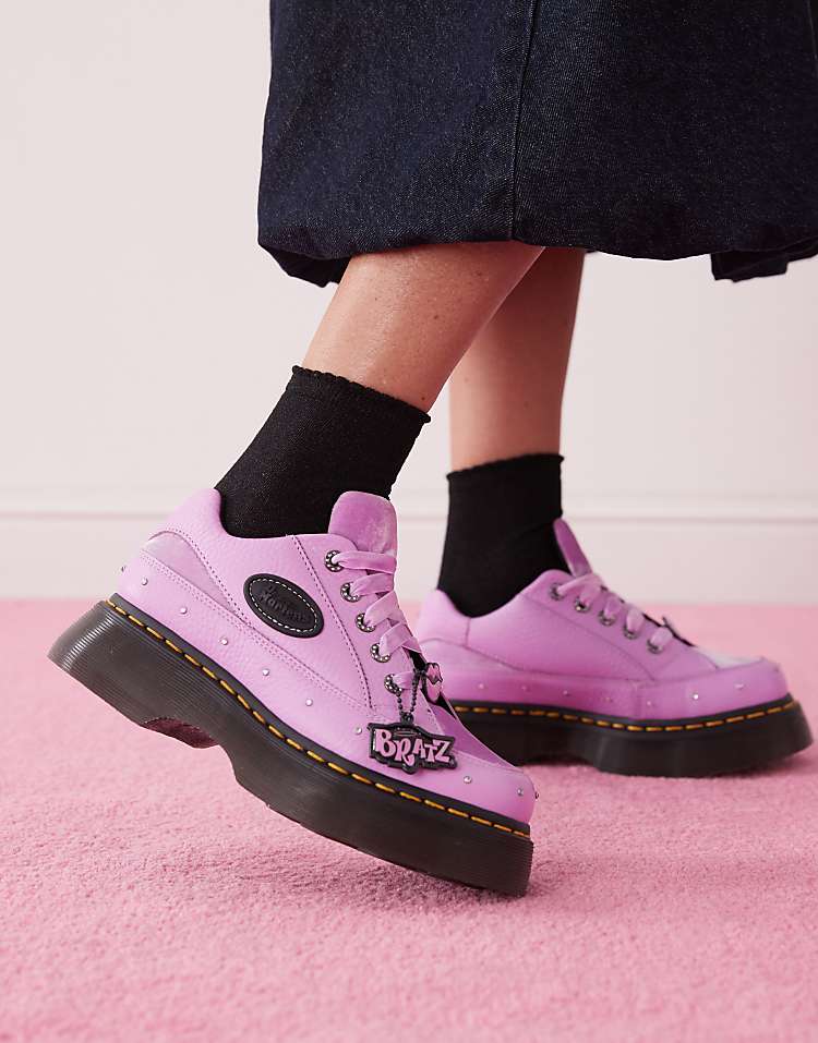 https://images.asos-media.com/products/dr-martens-buzz-5i-bratz-shoe-in-pink/207730736-1-pink?$n_750w$&wid=750&fit=constrain