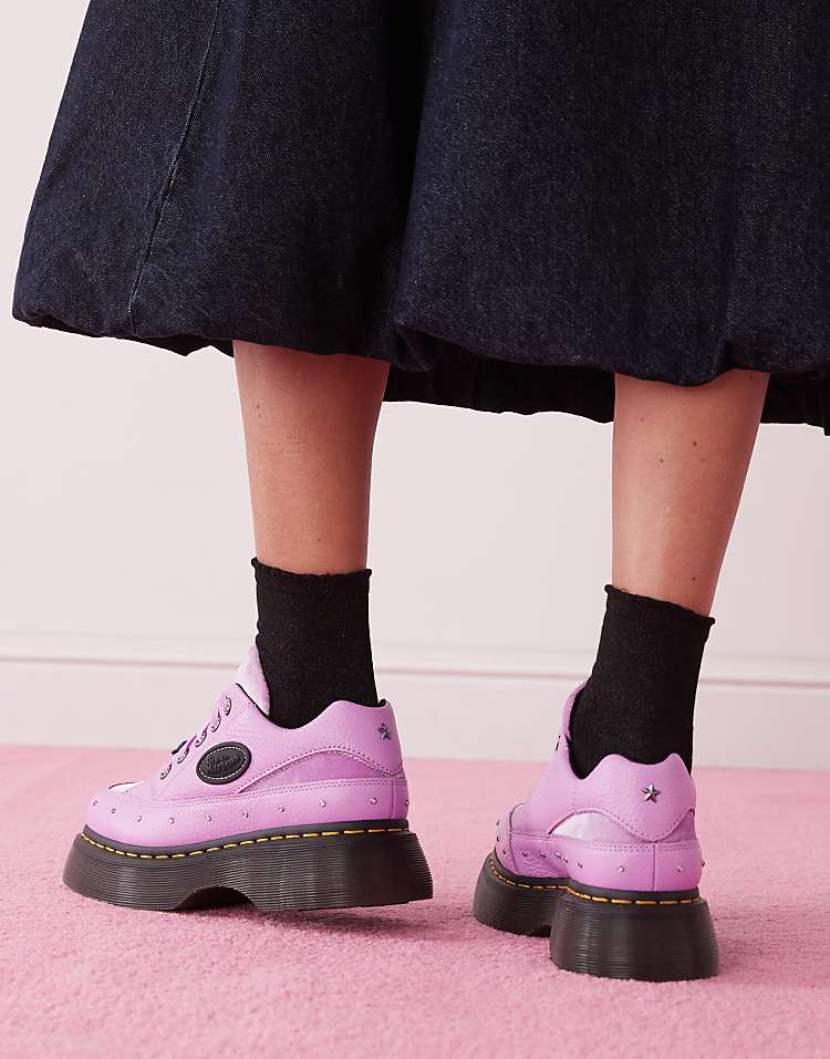 https://images.asos-media.com/products/dr-martens-buzz-5i-bratz-shoe-in-pink/207730736-3?$n_750w$&wid=750&fit=constrain